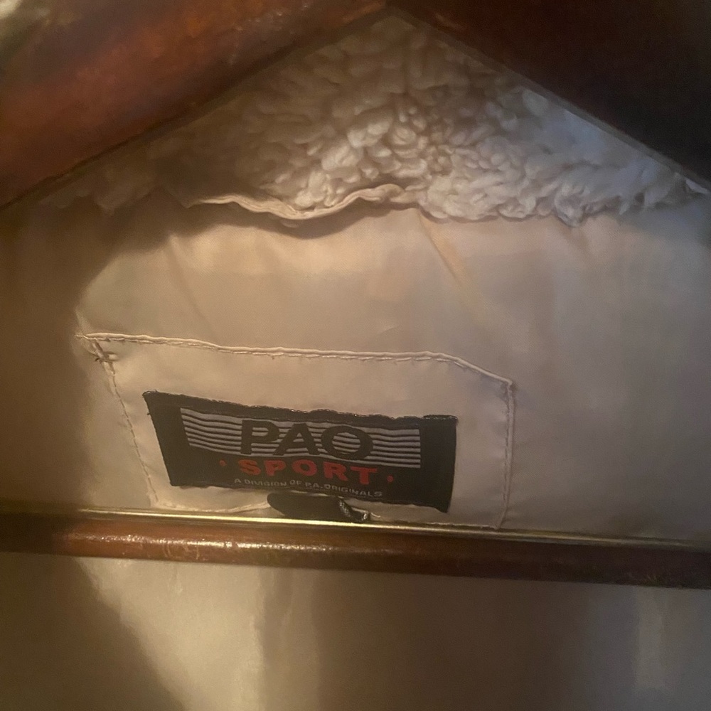 Cream vest - Picture 3 of 3